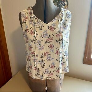 Studio B sleeveless blouse